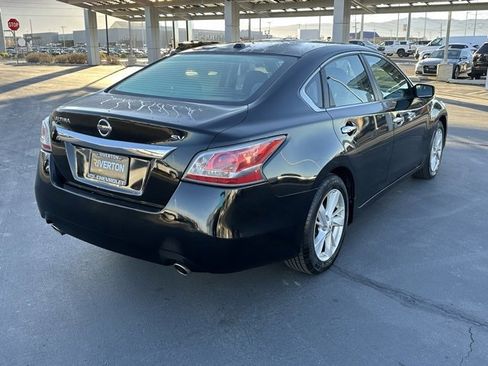 Used 2015 Nissan Altima 2.5 SV image 27