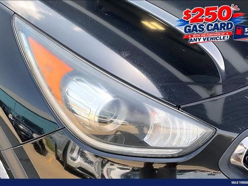 Used 2019 Kia Niro LX FWD image 28