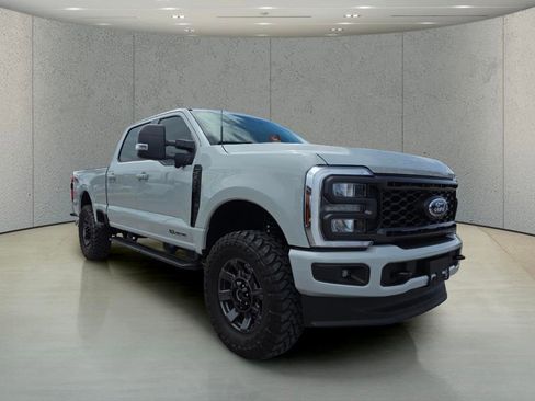 Used 2025 Ford F350 XL w/ STX Appearance Package AWD/4WD image 12