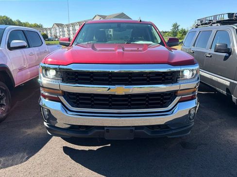 Used 2018 Chevrolet Silverado 1500 LT w/ All Star Edition AWD/4WD image 2