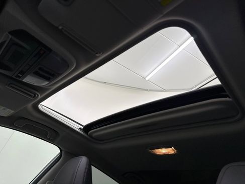 Certified 2025 Subaru Crosstrek 2.5i Limited image 22