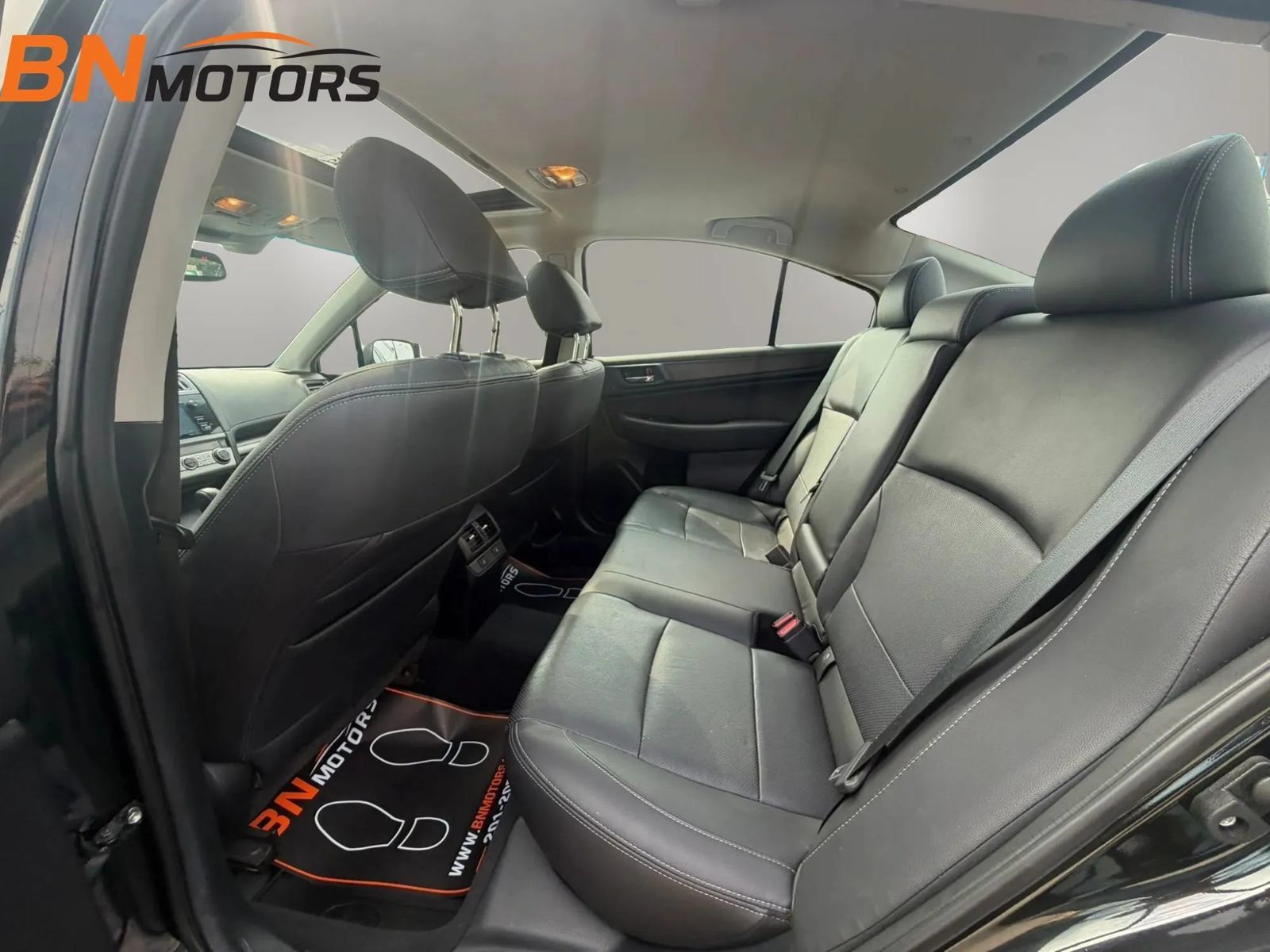 Used 2016 Subaru Legacy 3.6R Limited AWD/4WD image 15