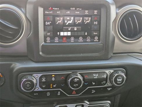 Used 2018 Jeep Wrangler Unlimited Sport S image 26