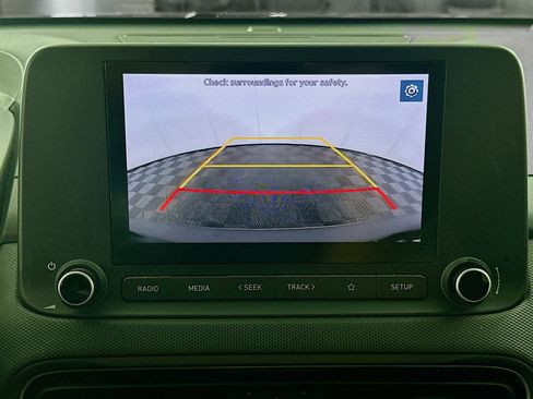 Used 2023 Hyundai Kona SE w/ Cargo Package image 21