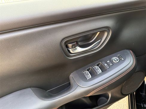 Used 2023 Honda HR-V Sport image 30