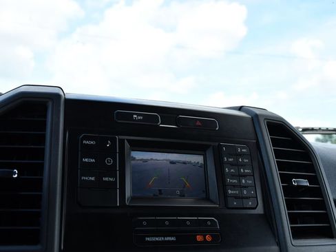 Used 2019 Ford F250 XL w/ Power Equipment Group AWD/4WD image 18