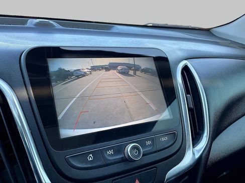 Used 2018 Chevrolet Equinox LT w/ Sun & Infotainment Package FWD image 27