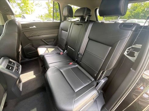 Used 2023 Volkswagen Atlas SE w/ Panoramic Sunroof Package AWD/4WD image 14