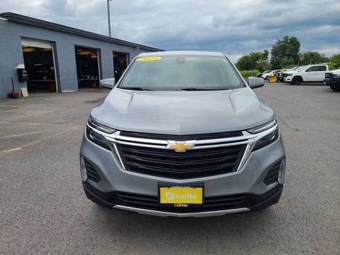 Used 2024 Chevrolet Equinox LT AWD/4WD image 3