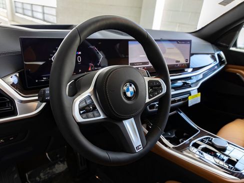 New 2026 BMW X5 xDrive40i AWD/4WD image 18