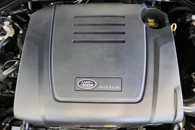 Used 2023 Land Rover Defender 110 S AWD/4WD image 19