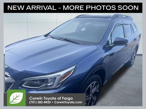 Used 2022 Subaru Outback Limited image 1