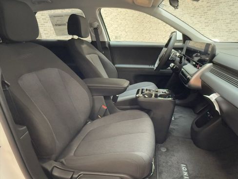 New 2026 Hyundai Ioniq 5 SE image 11