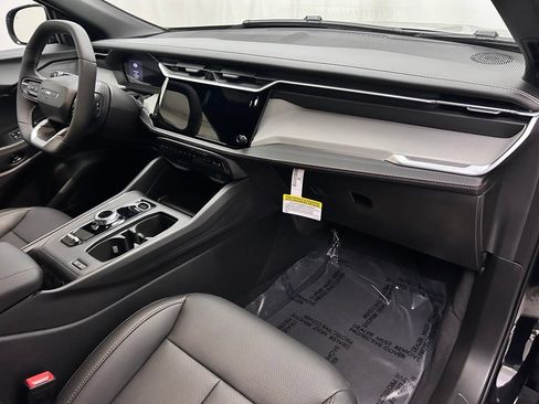 New 2026 Jeep Cherokee Limited AWD/4WD image 18