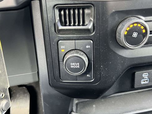 Used 2023 Ford F150 XLT image 14