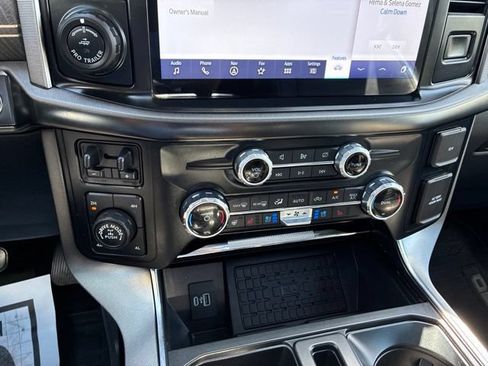 Used 2023 Ford F150 Platinum w/ FX4 Off-Road Package AWD/4WD image 35