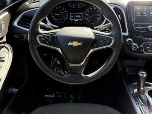 Used 2016 Chevrolet Malibu LS image 14