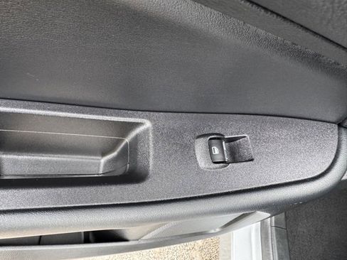 Used 2024 Ford Edge SEL w/ Convenience Package image 29