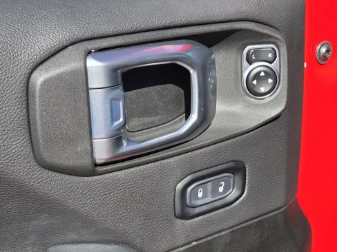 Used 2023 Jeep Wrangler Unlimited Rubicon 392 image 24