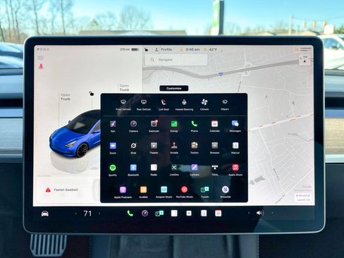 Used 2023 Tesla Model 3 Standard Range image 10