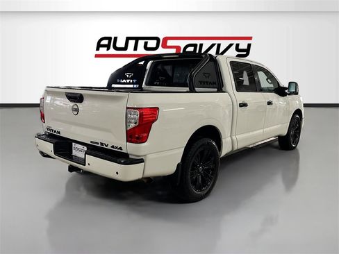 Used 2023 Nissan Titan SV w/ SV Convenience Package image 7