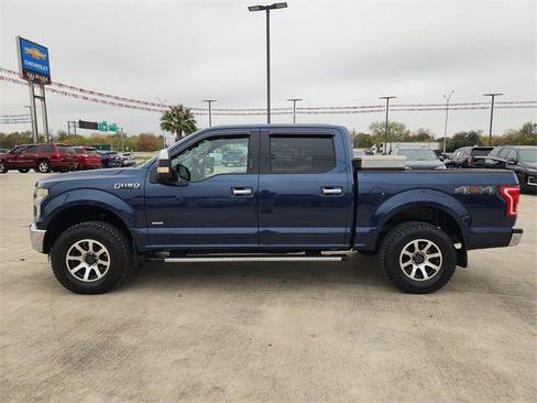 Used 2015 Ford F150 XLT w/ Equipment Group 301A Mid image 4