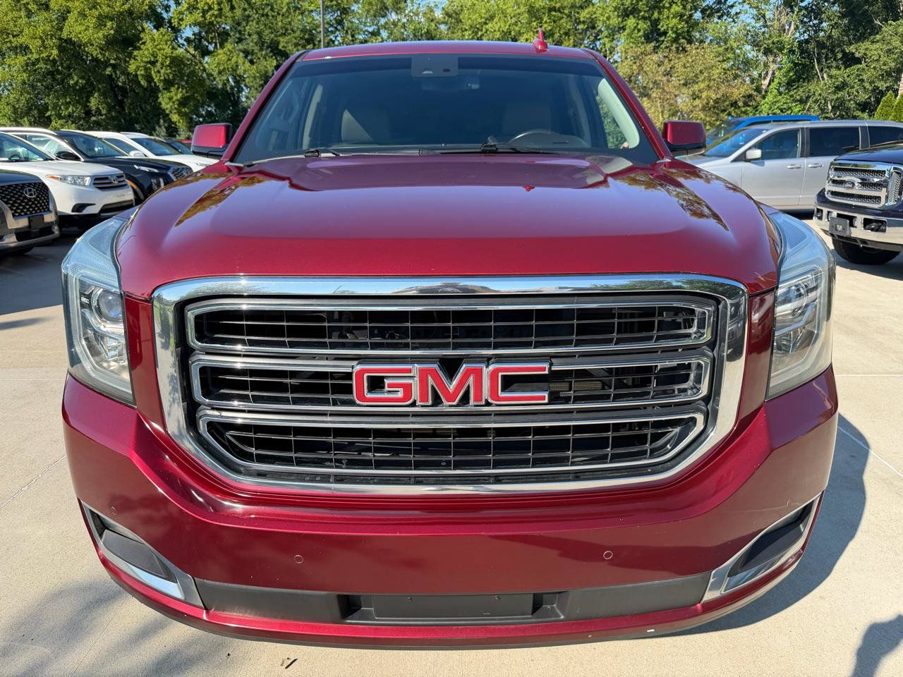 Used 2016 GMC Yukon SLT w/ Open Road Package AWD/4WD image 2