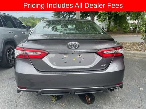 Used 2019 Toyota Camry SE w/ Carpet Mat Package FWD image 6