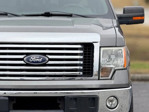 Used 2011 Ford F150 XLT w/ XLT Chrome Pkg image 12