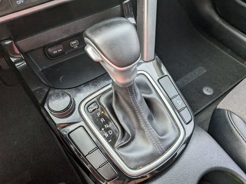 Used 2022 Kia Seltos S FWD image 19
