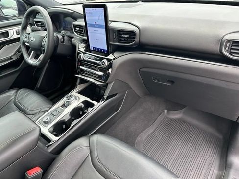 Certified 2023 Ford Explorer ST w/ Equipment Group 401A AWD/4WD image 8