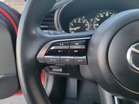 Used 2019 MAZDA MAZDA3 Sedan w/ Preferred Package image 15