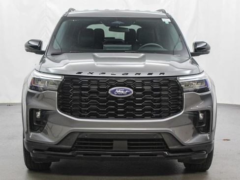 Used 2026 Ford Explorer ST-Line AWD/4WD image 3