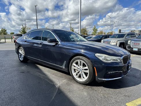 Used 2016 BMW 750i xDrive image 8