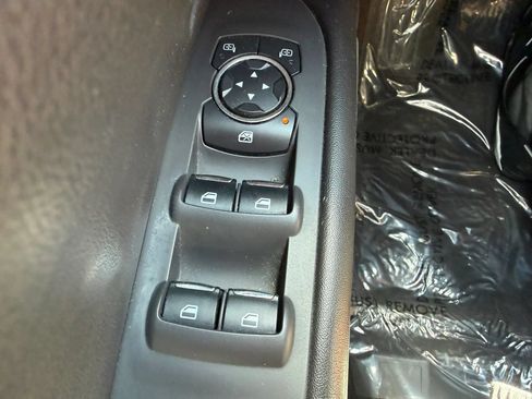 Used 2013 Lincoln MKZ AWD image 14