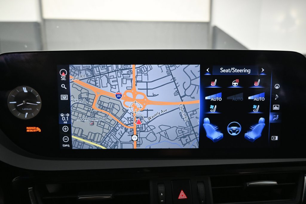 Used 2022 Lexus ES 350 w/ ES 350 Ultra Luxury Package FWD image 26