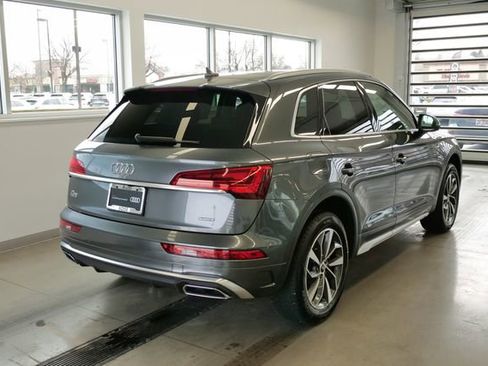 Certified 2025 Audi Q5 2.0T Premium Plus w/ Premium Plus Package image 6