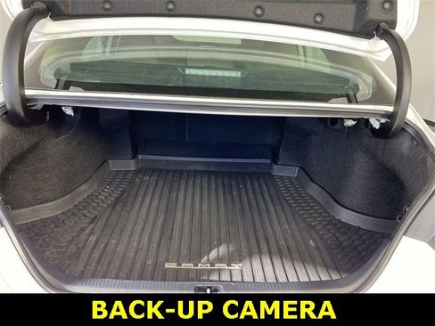 Used 2023 Toyota Camry LE image 8