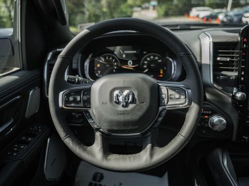 New 2026 RAM 1500 Laramie AWD/4WD image 34