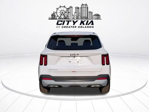 New 2026 Kia Sorento LX FWD image 5