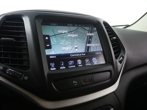 Used 2017 Jeep Cherokee Limited w/ Luxury Group image 23