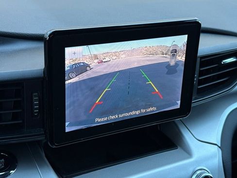 Certified 2022 Ford Explorer XLT image 19