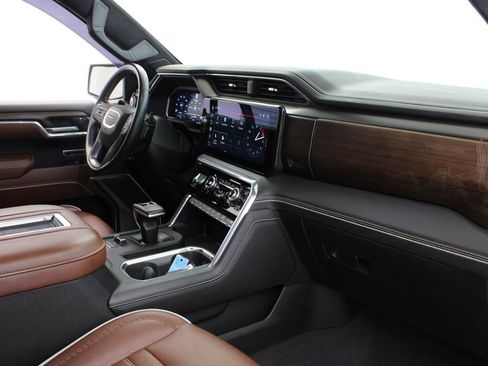 Used 2022 GMC Sierra 1500 Denali Ultimate image 25