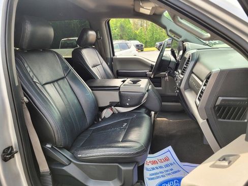 Used 2017 Ford F250 XLT w/ XLT Value Package image 14