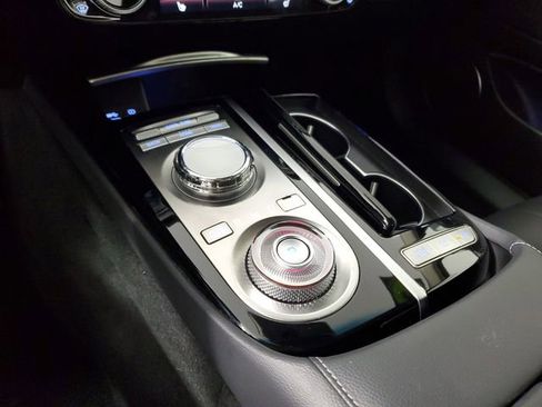 Used 2023 Genesis G80 2.5T image 28