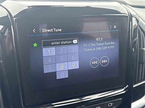 Certified 2021 Chevrolet Traverse LT w/ LPO, Floor Liner Package image 13