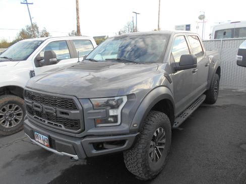 Used 2020 Ford F150 Raptor image 3