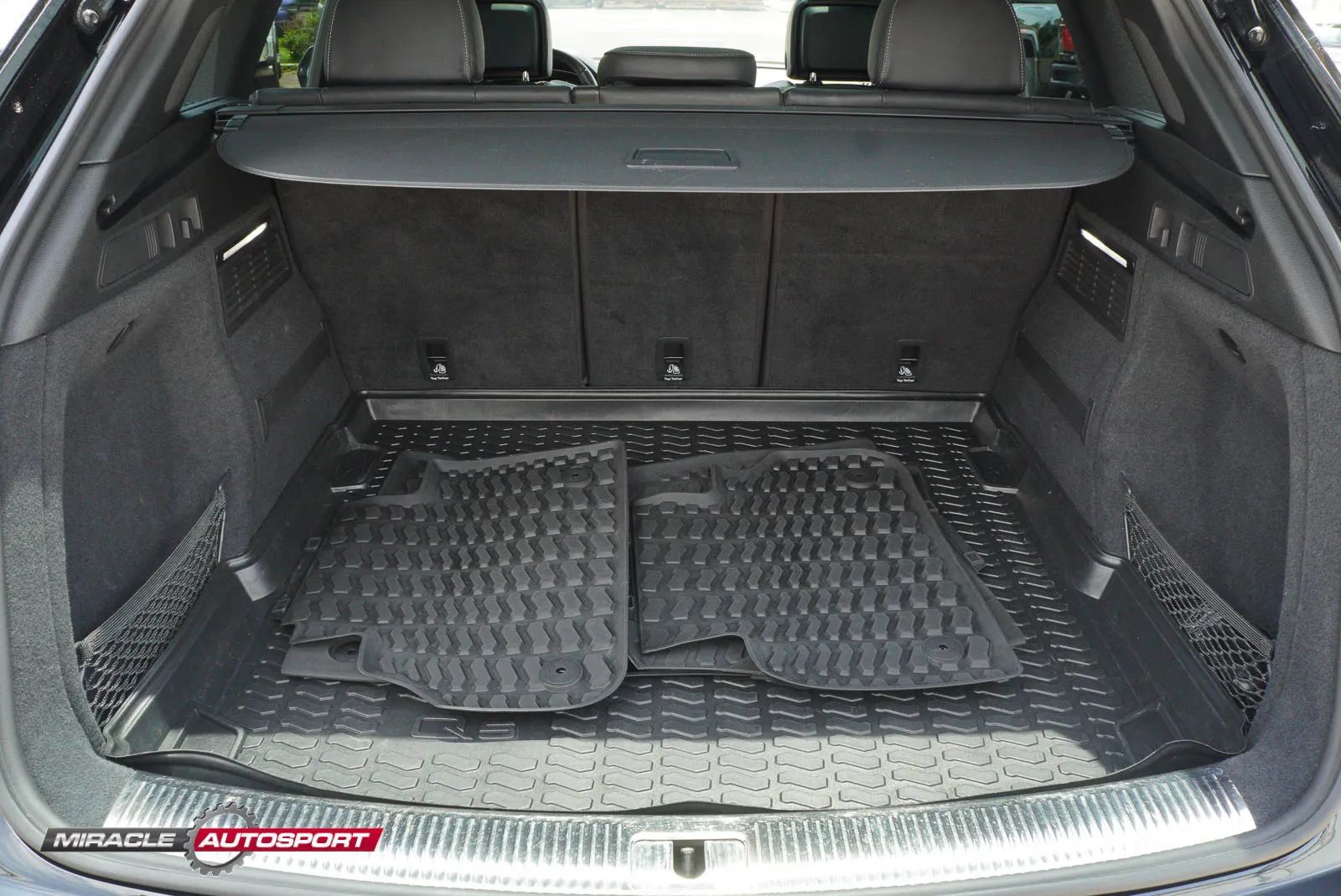 Used 2018 Audi SQ5 Premium Plus w/ Navigation Package AWD/4WD image 28