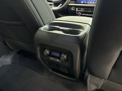 New 2026 Chevrolet Traverse LT w/ Enhanced Driving Package FWD image 14