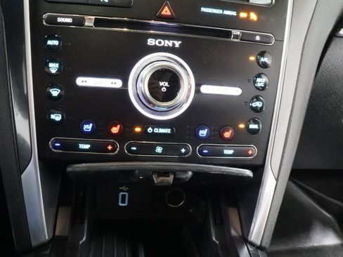 Used 2018 Ford Explorer Sport w/ Equipment Group 401A AWD/4WD image 11